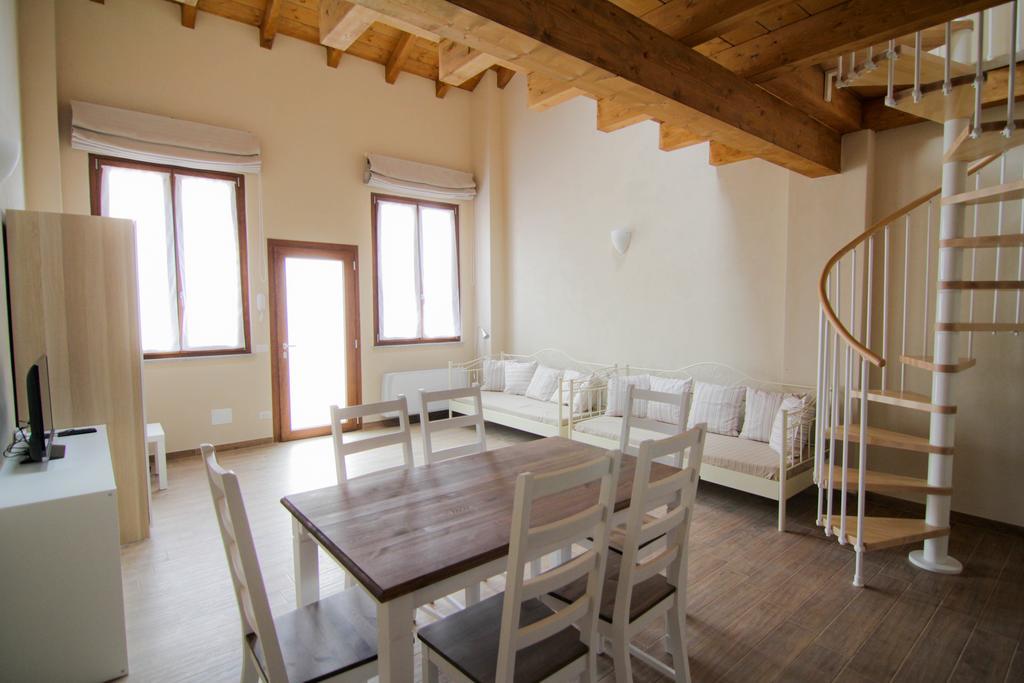 לודי Agriturismo Cascina Della Fontana חדר תמונה