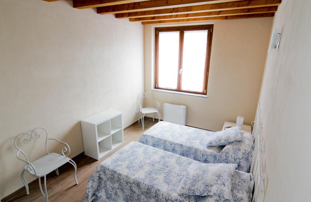 לודי Agriturismo Cascina Della Fontana חדר תמונה